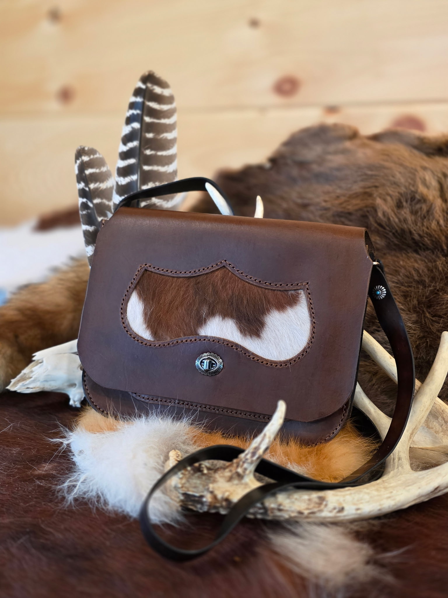 Handmade leather saddlebag purse